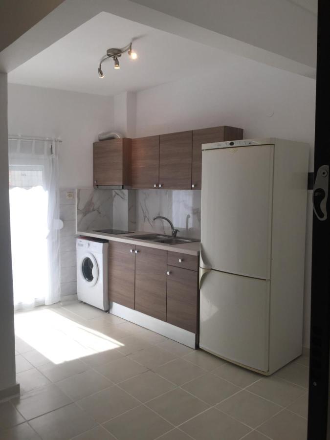 Cozy White Home Thessalonique Extérieur photo